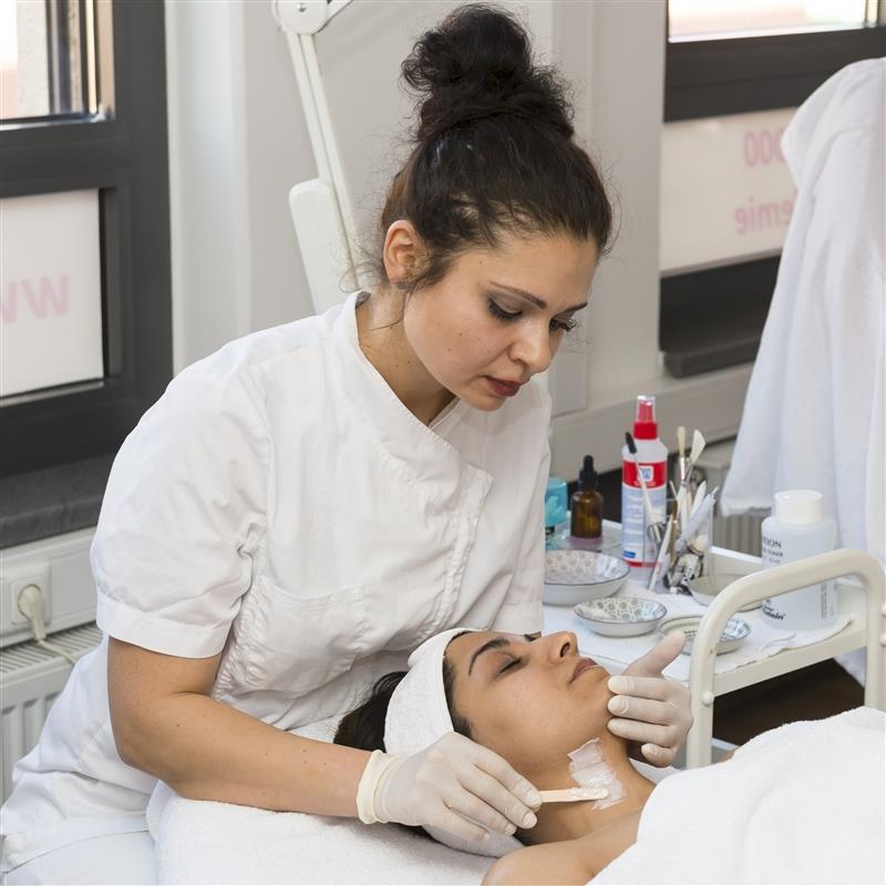Face Waxing